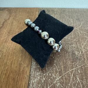 Artisan Made Hematite & Silver‎ Tone Beaded 8 inch Bracelet
